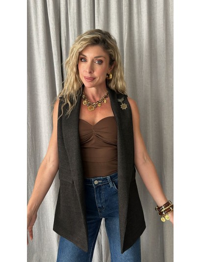 SERIF VEST 