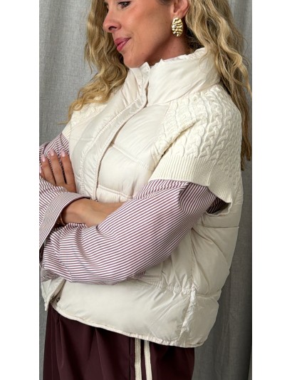 KNIT VEST