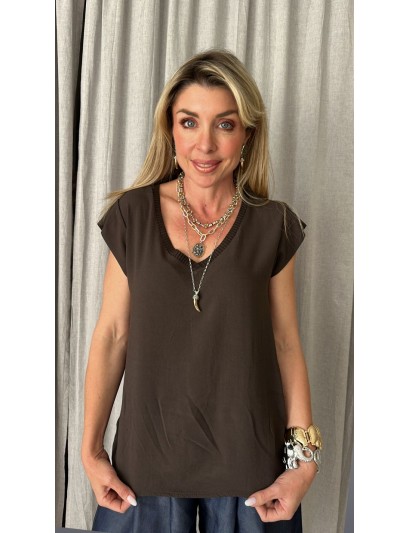 BROWN BLOUSE