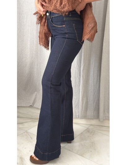 FLARE JEANS