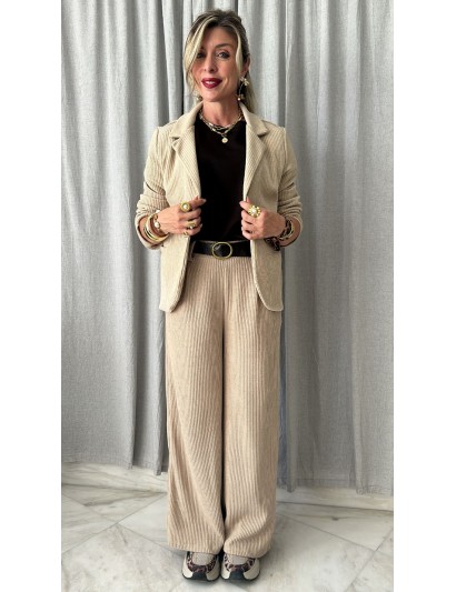 CASUAL SUIT
